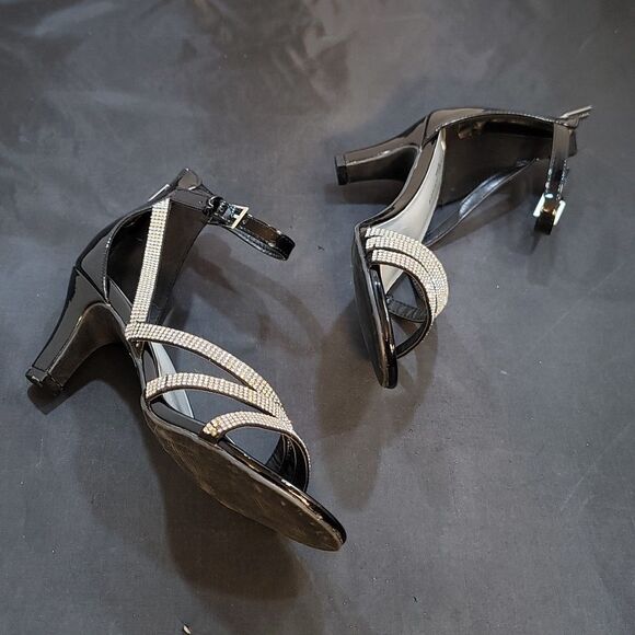 BRAND NEW MARC FISHER KENDALL SALTON (TODDLER/LITTLE KID/BIG KID) - Picture 16 of 16